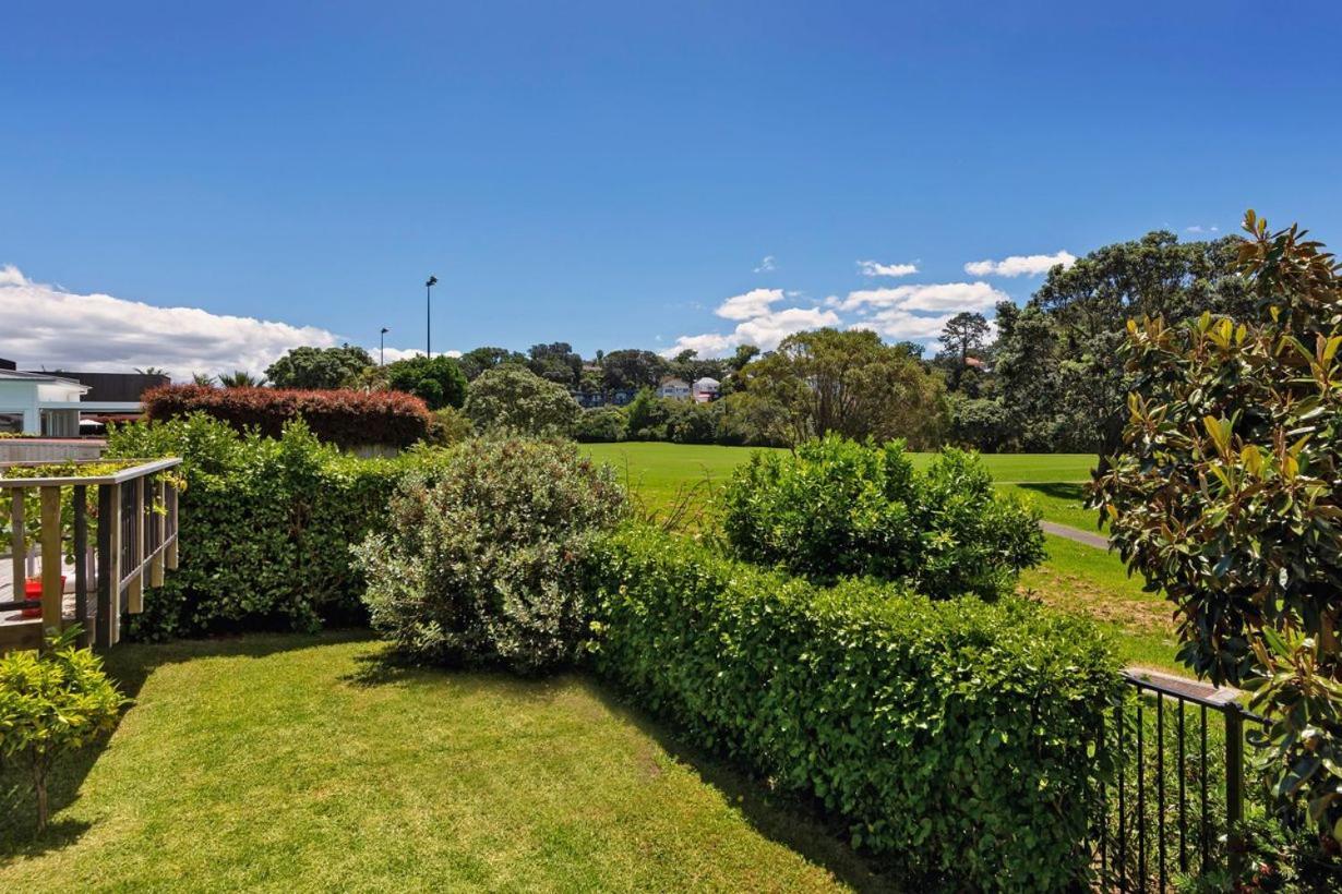 Hot Deal! Sky Stars Garden View Waking To The Beach Close To City Centre Auckland Esterno foto